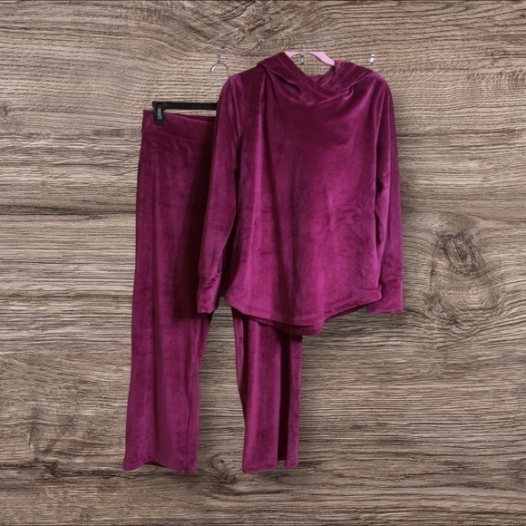 Pajamagram maroon velour PJ set. Medium. Hoodie. - Picture 1 of 6